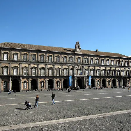 Casa Aragonese Hotel